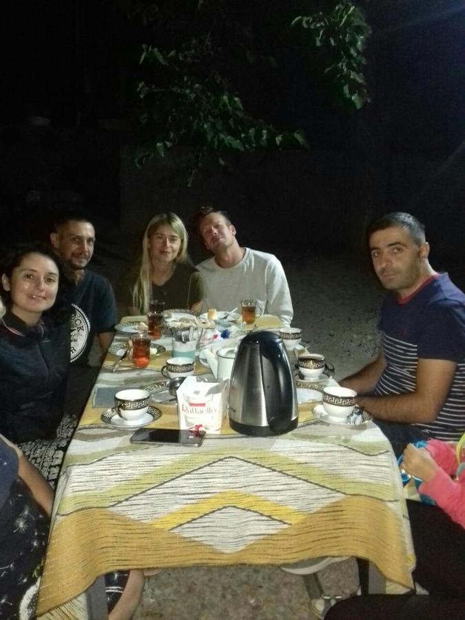 Nnn Guest House غوريس المظهر الخارجي الصورة
